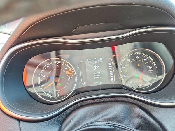 2019 JEEP CHEROKEE LATITUDE PLUS FWD
