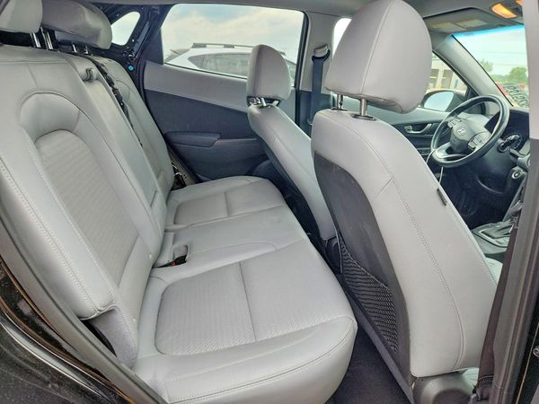 2021 HYUNDAI KONA Limited