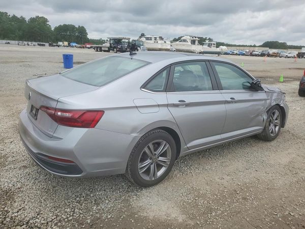 2023 VOLKSWAGEN JETTA SE w/ Sunroof