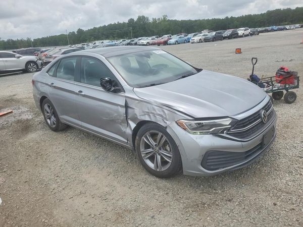 2023 VOLKSWAGEN JETTA SE w/ Sunroof