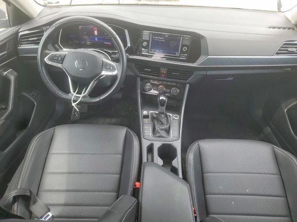 2023 VOLKSWAGEN JETTA SE w/ Sunroof