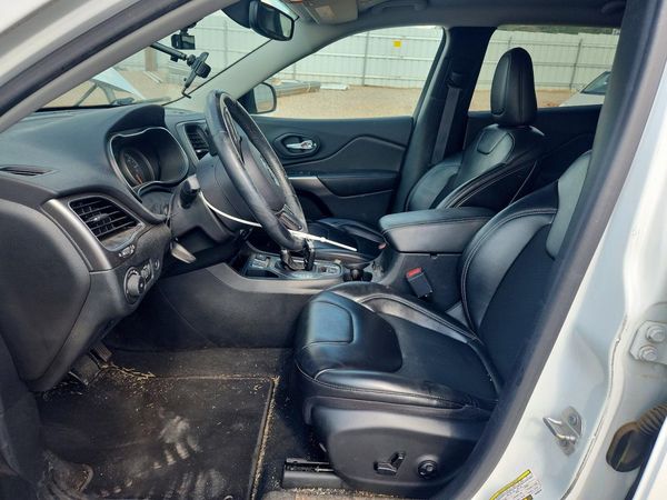 2019 JEEP CHEROKEE LATITUDE PLUS FWD