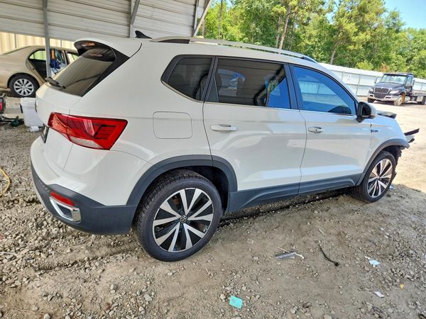 2024 VOLKSWAGEN TAOS