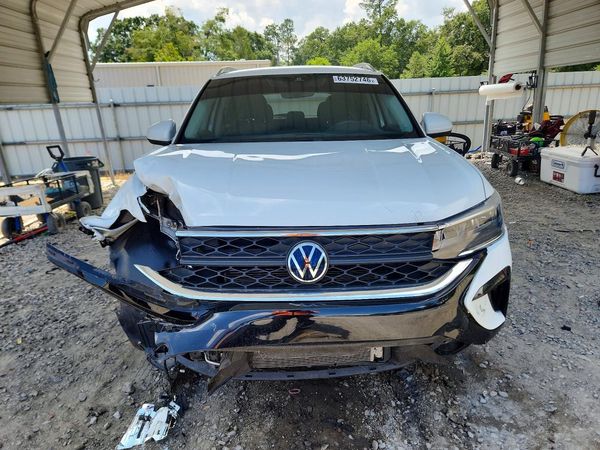 2024 VOLKSWAGEN TAOS