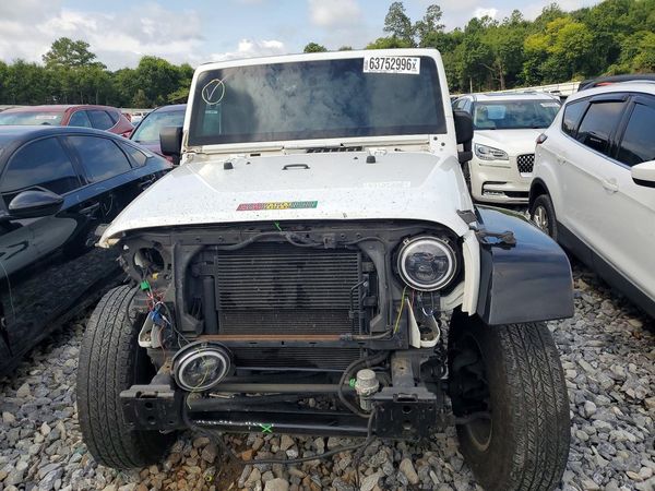 2017 JEEP WRANGLER UNLIMITED SPORT 4X4