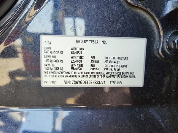2025 TESLA MODEL Y