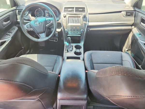 2016 TOYOTA CAMRY