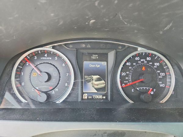 2016 TOYOTA CAMRY