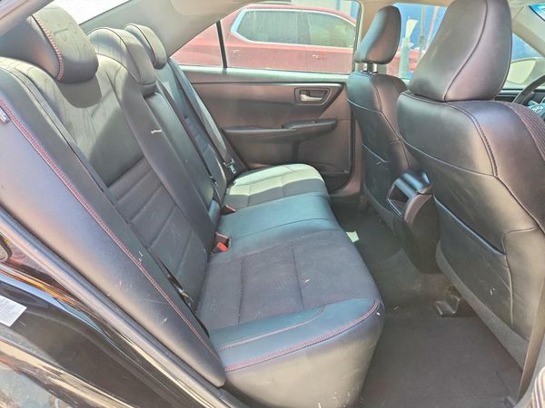 2016 TOYOTA CAMRY