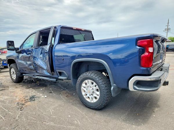 2021 CHEVROLET SILVERADO LT