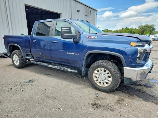 2021 CHEVROLET SILVERADO LT