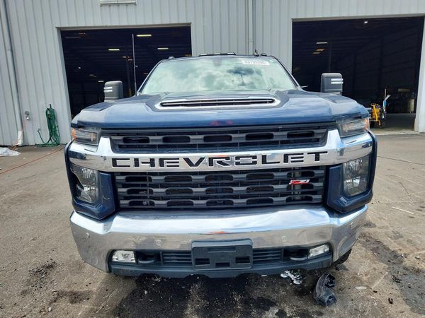 2021 CHEVROLET SILVERADO LT