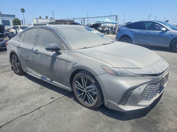 2026 TOYOTA CAMRY