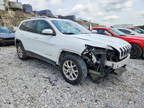 2016 JEEP CHEROKEE LATITUDE 4X4