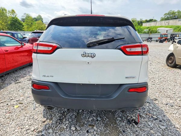 2016 JEEP CHEROKEE LATITUDE 4X4