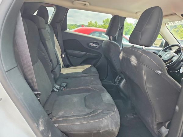 2016 JEEP CHEROKEE LATITUDE 4X4