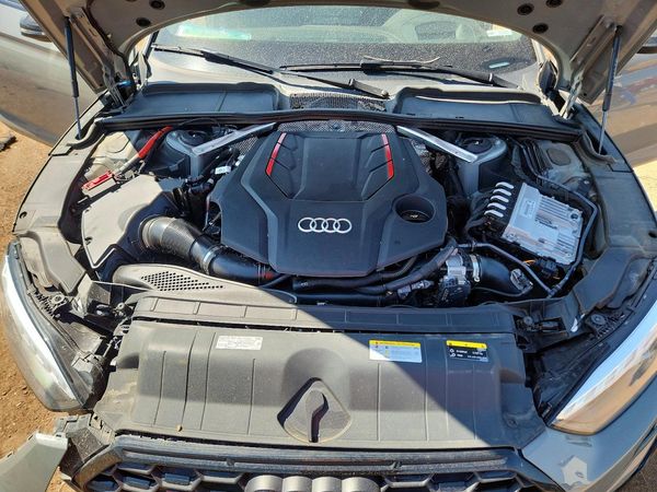 2022 AUDI S5/RS5 quattro Prestige — Engine bay