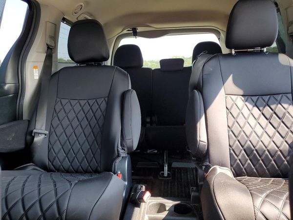 2018 TOYOTA SIENNA SE/SE Premium