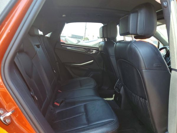 2023 PORSCHE MACAN Macan / Macan T