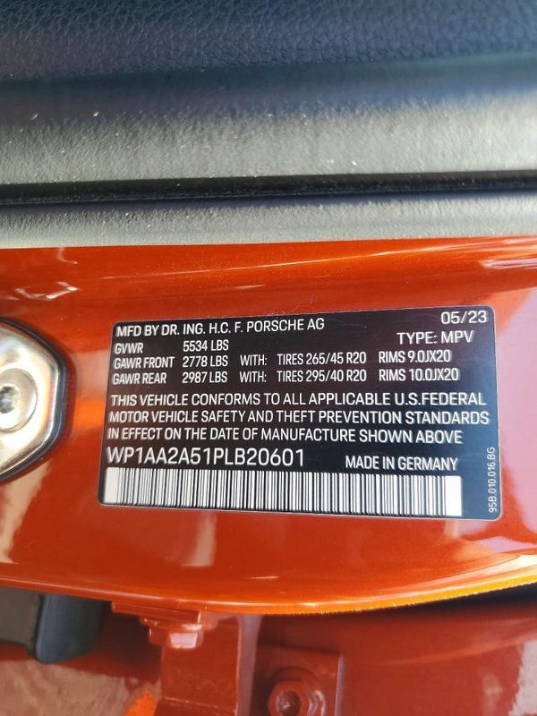 2023 PORSCHE MACAN Macan / Macan T