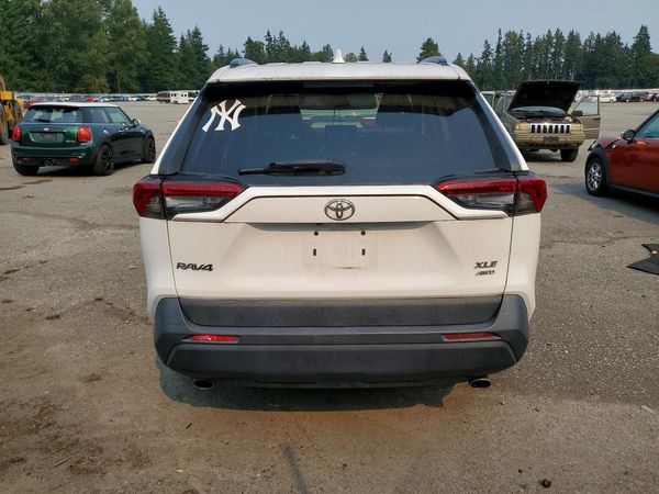 2019 TOYOTA RAV4