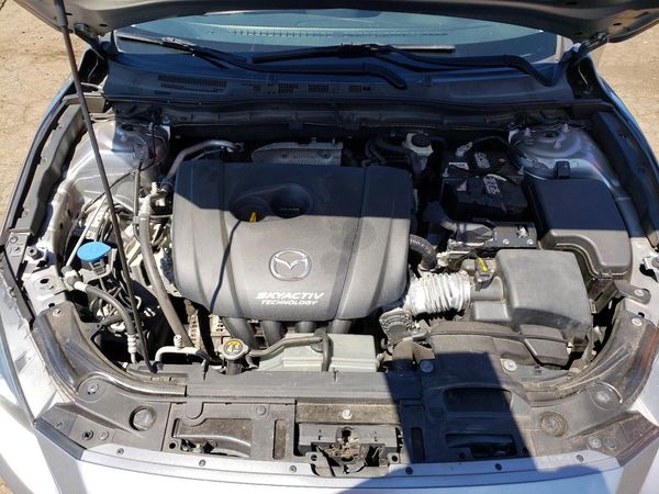 2016 MAZDA 3 Touring/GS