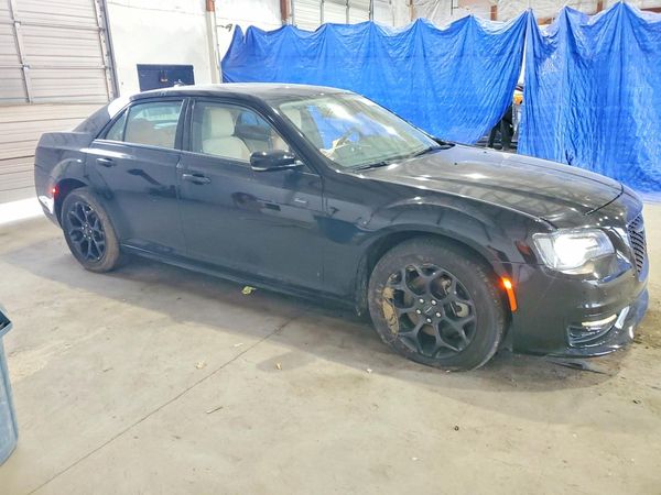 2023 CHRYSLER 300