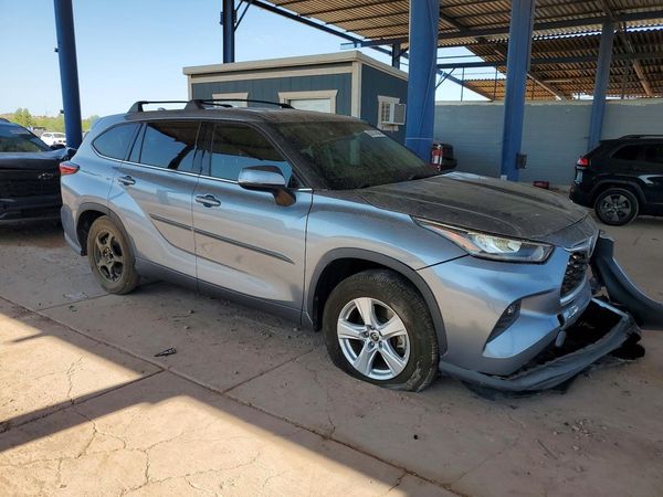 2020 TOYOTA HIGHLANDER LE