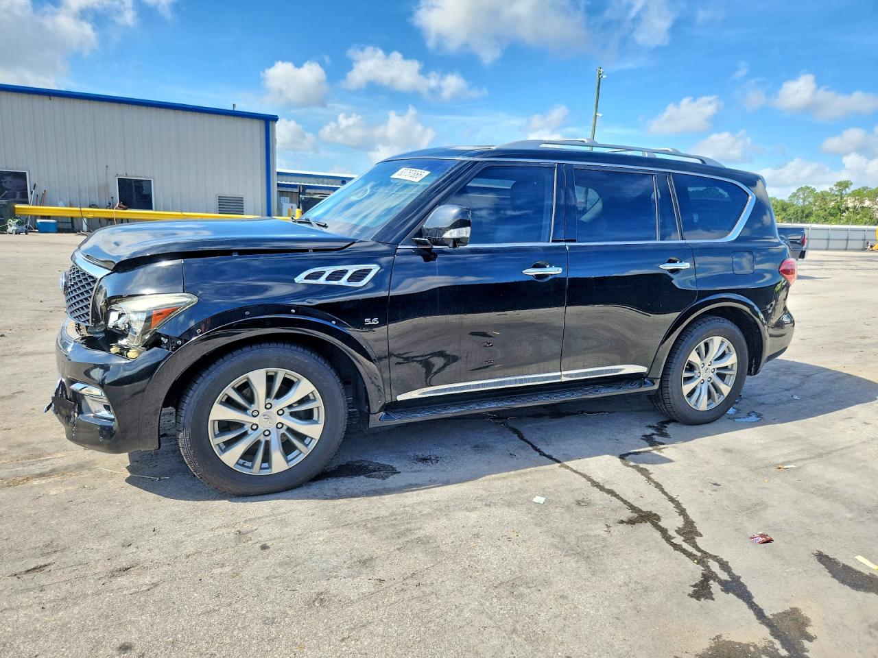 2017 INFINITI QX80