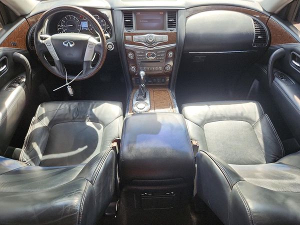 2017 INFINITI QX80