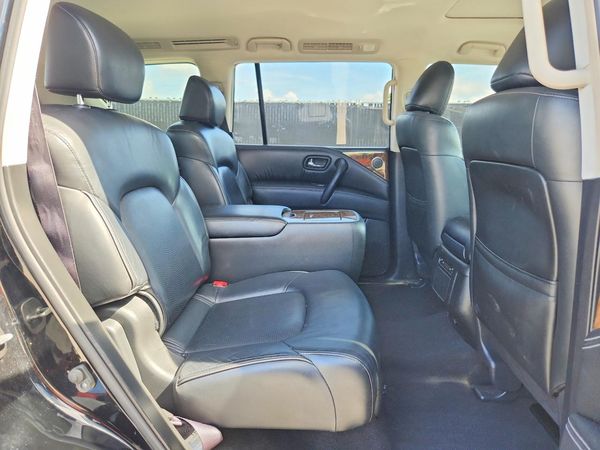 2017 INFINITI QX80