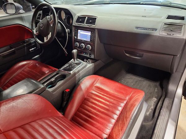 2013 DODGE CHALLENGER Base