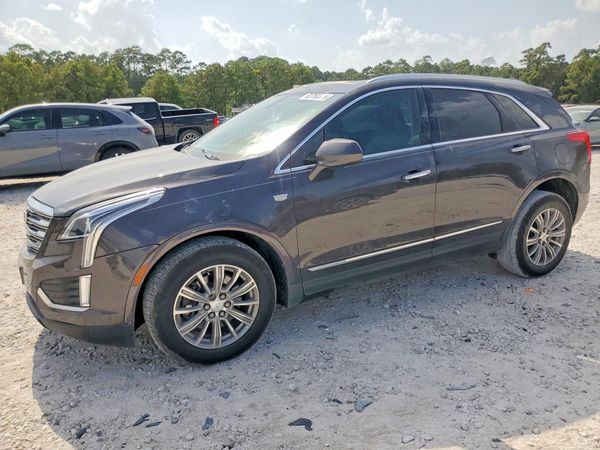 2017 CADILLAC XT5