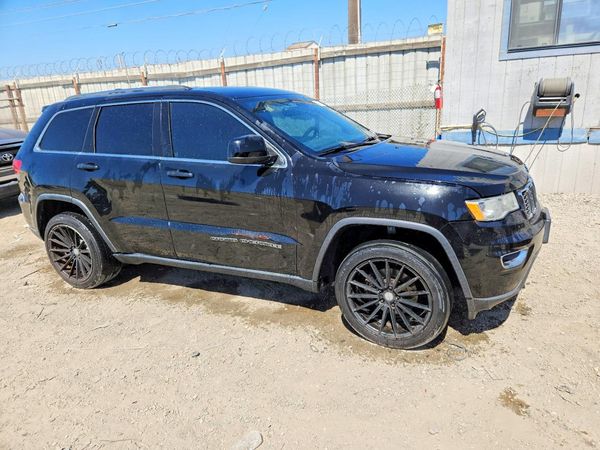 2017 JEEP GRAND CHEROKEE LAREDO 4X2