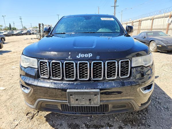 2017 JEEP GRAND CHEROKEE LAREDO 4X2