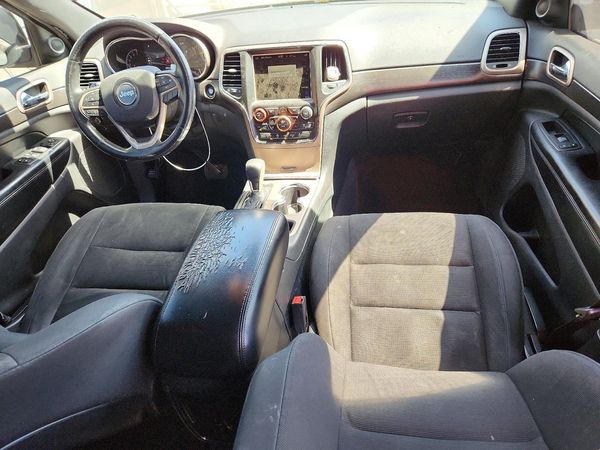 2017 JEEP GRAND CHEROKEE LAREDO 4X2