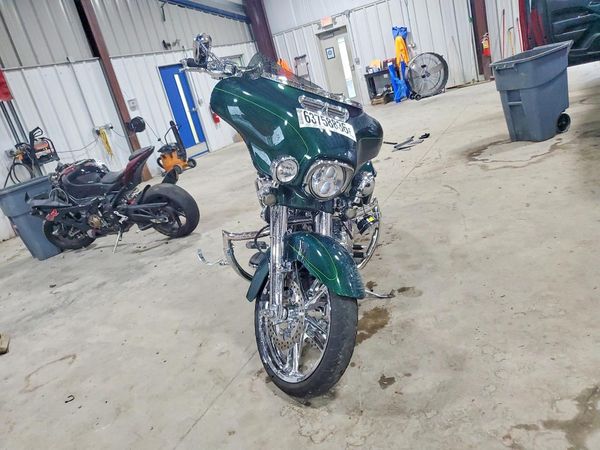 2016 HARLEY-DAVIDSON FLHXS