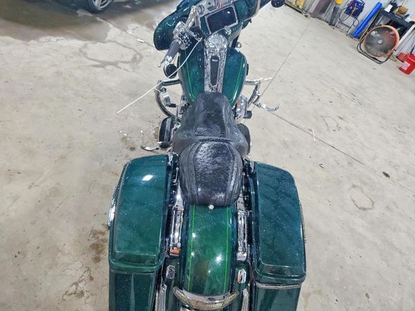 2016 HARLEY-DAVIDSON FLHXS