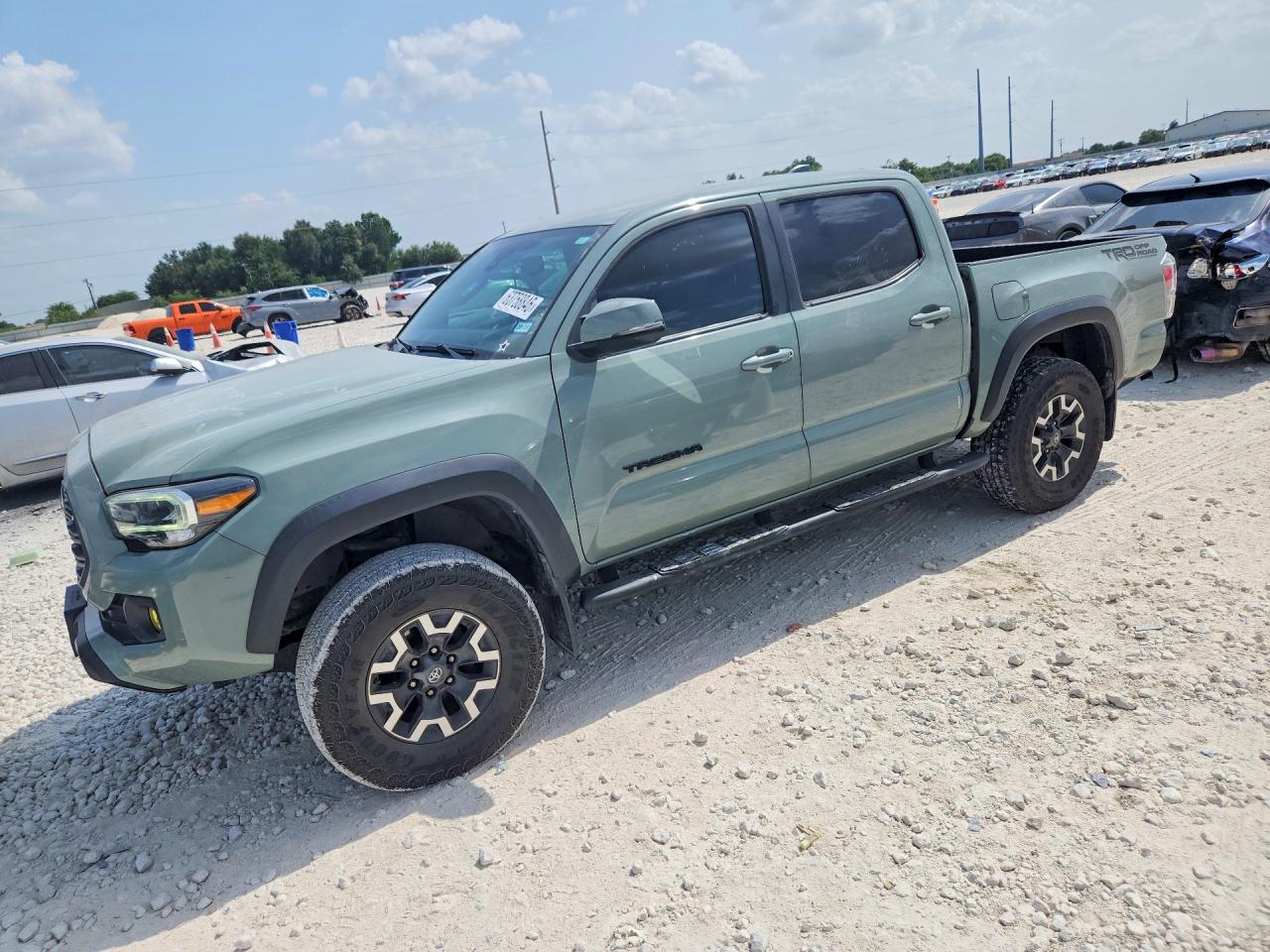 2022 TOYOTA TACOMA SR5