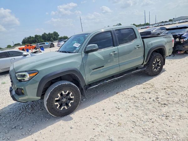 2022 TOYOTA TACOMA SR5