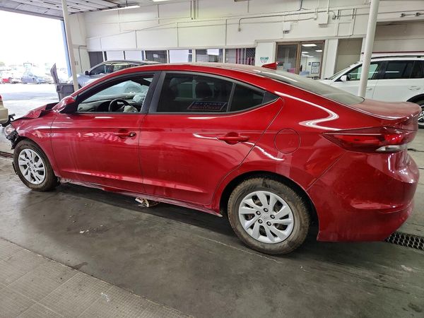 2018 HYUNDAI ELANTRA SE
