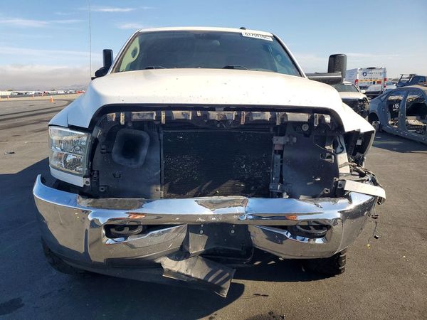 2018 RAM 2500 ST