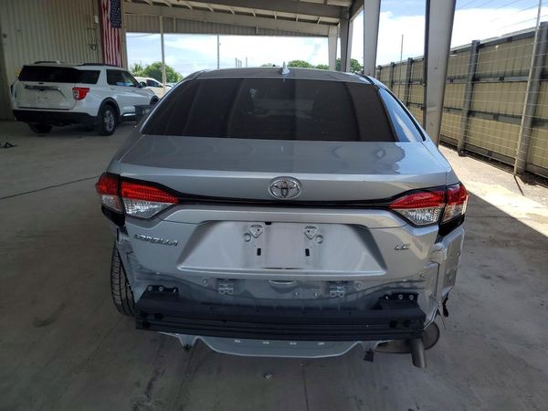 2022 TOYOTA COROLLA