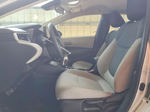 2022 TOYOTA COROLLA