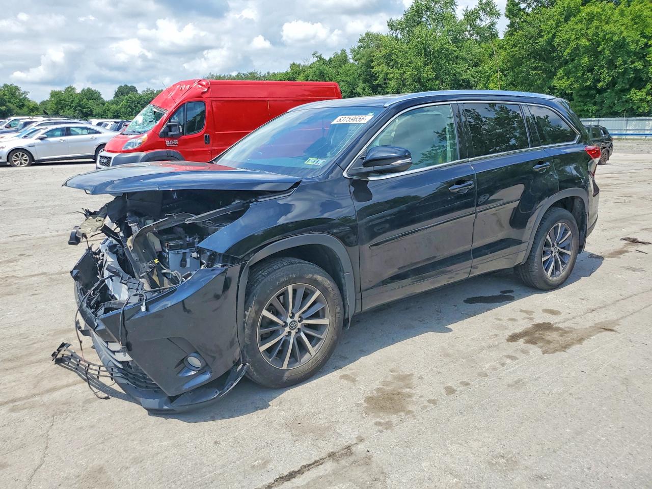 2017 TOYOTA HIGHLANDER