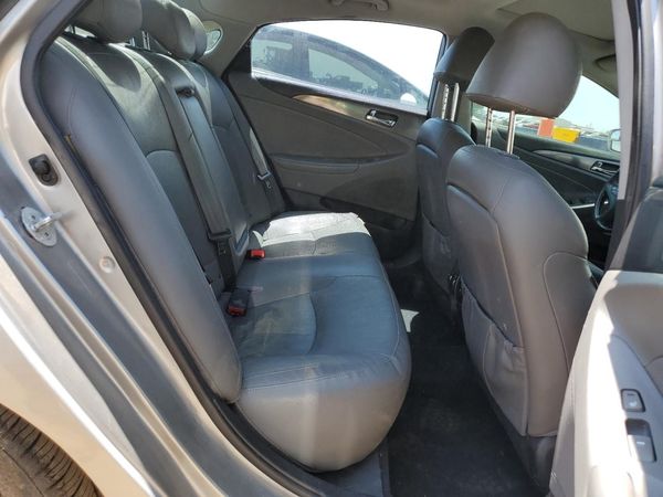 2012 HYUNDAI SONATA Middle level