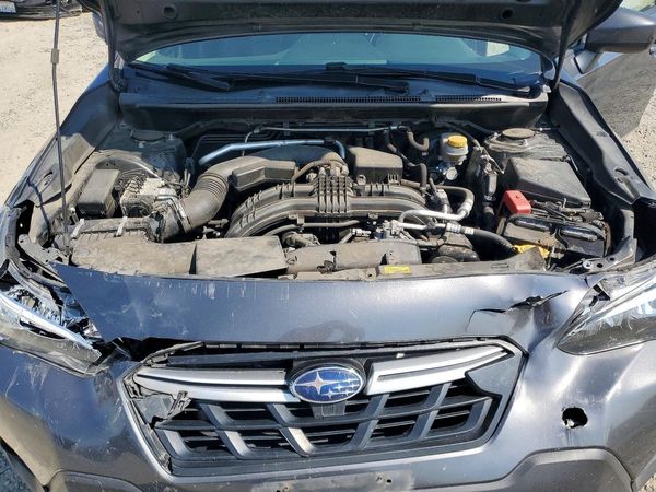 2021 SUBARU CROSSTREK Premium+ES — Engine bay