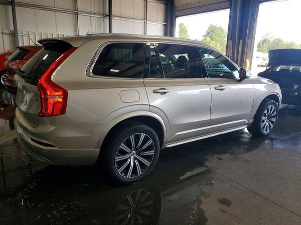 2023 VOLVO XC90
