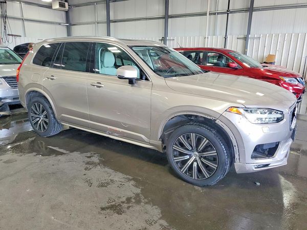 2023 VOLVO XC90