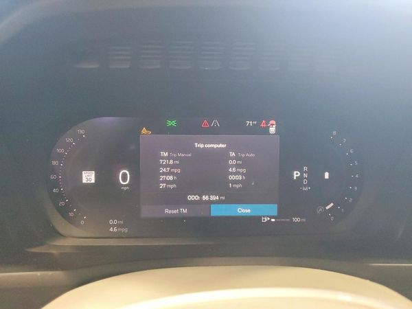 2023 VOLVO XC90